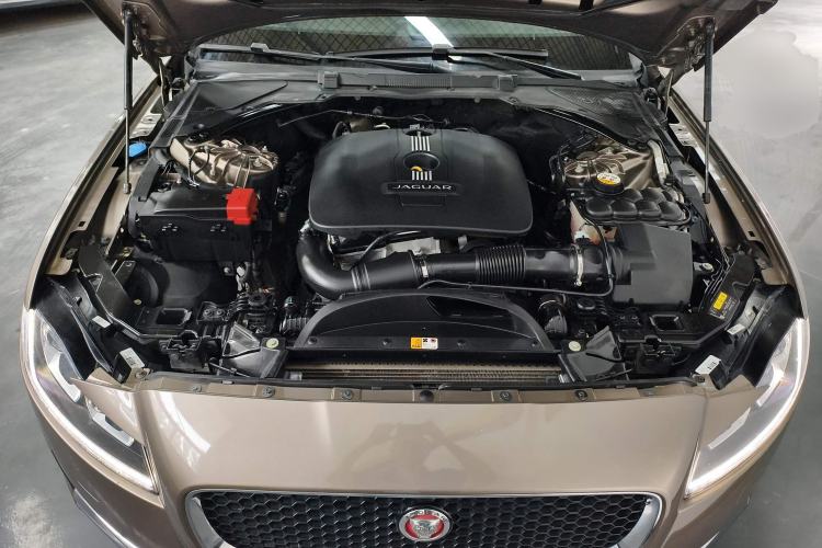 Used Jaguar XFL 2017 XFL 2.0T 240PS Luxury Edition
