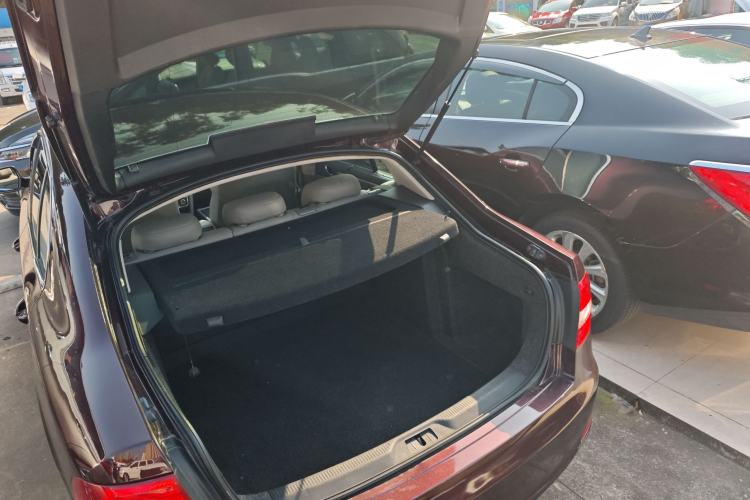 Used Skoda Superb 2013 1.8TSI Automatic Yashi Edition