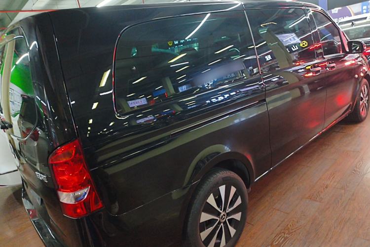 Used Mercedes-Benz Vito 2021 2.0T Elite Version 7 Seats