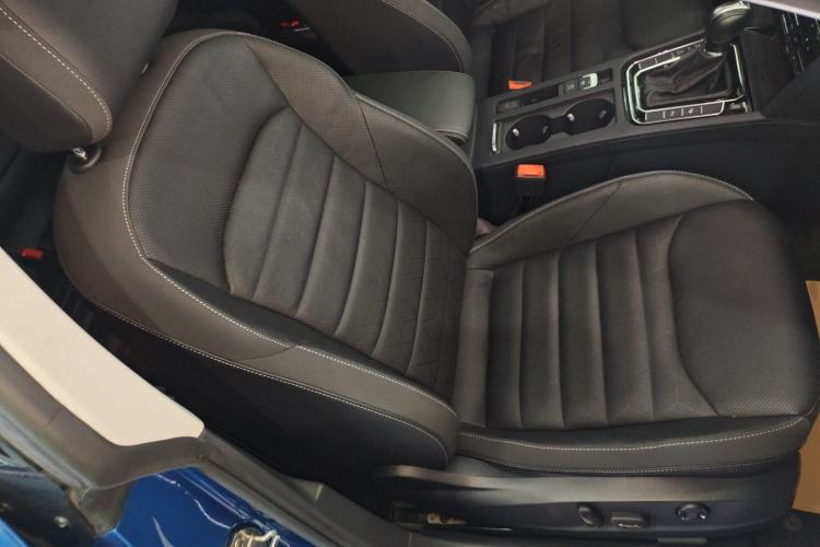 Used Volkswagen FAW-Volkswagen CC 2021 Estate Car 380TSI Vizion Edition
