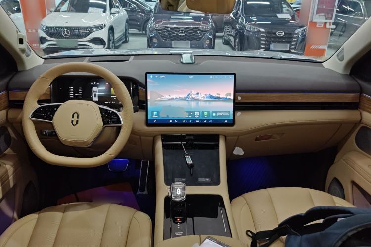 Used Hima AITO M7 2024 1.5T Rear-Drive Plus Version 5 Seats
