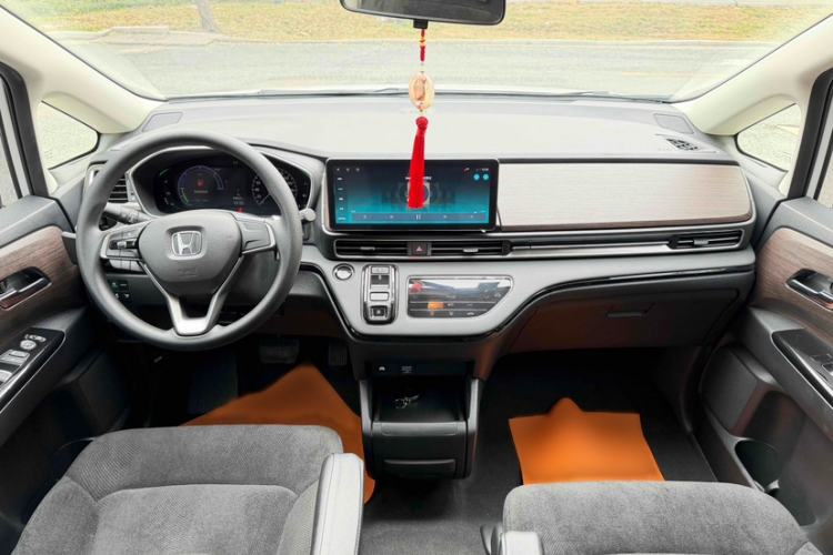Used Honda Odyssey 2024 2.0L eHEV Sharp & Enjoy Edition
