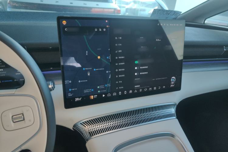 Used XPeng X9 2024 702 Ultra-Long Range Pro
