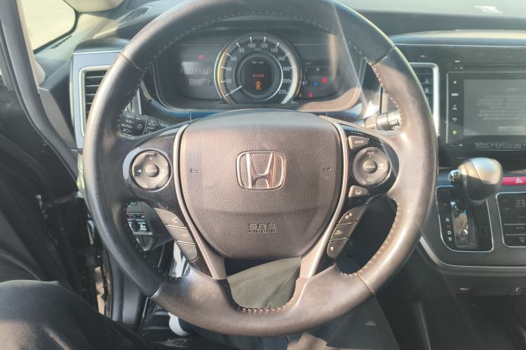 Used Honda Elysion 2016 2.4L Supreme Edition

