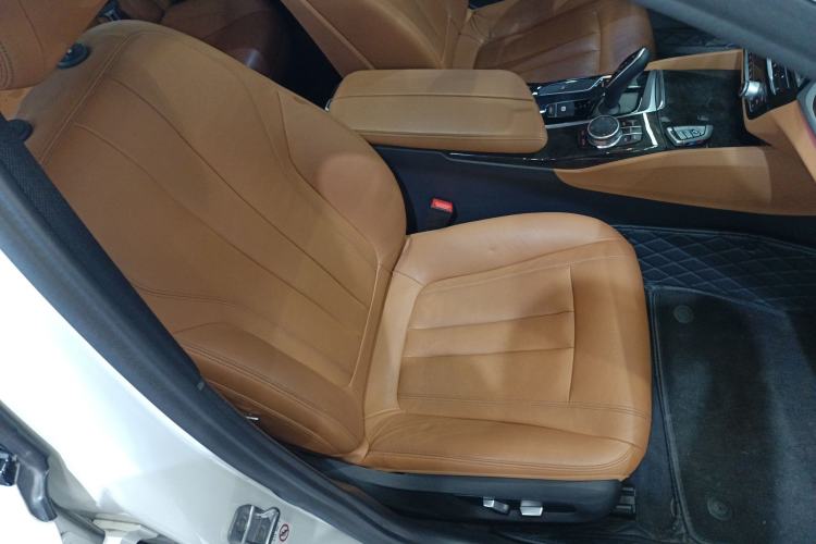 Used BMW 5 Series 2018 530Li Leading Model M Sport Package