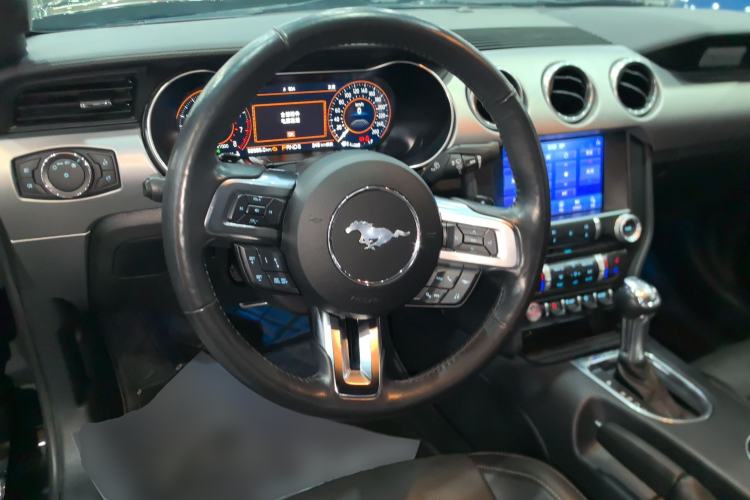 Used Ford Mustang 2021 2.3T EcoBoost
