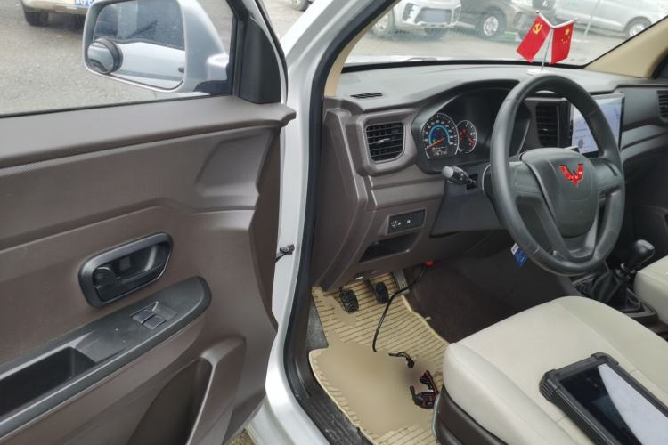 Used Wuling Hongguang V 2022 1.5L Enjoy Edition Electric-Powered LAR