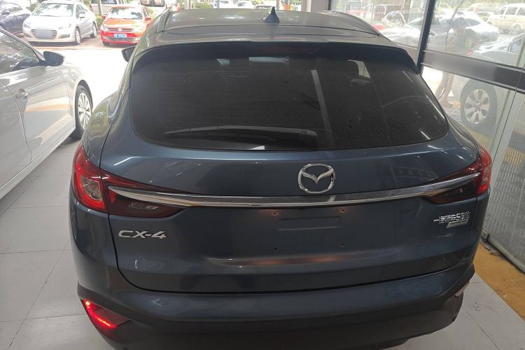 Used Mazda CX-4 2018 2.0L Automatic Two-Wheel Drive Blue Sky Premium Upgrade Version China VI Standard
