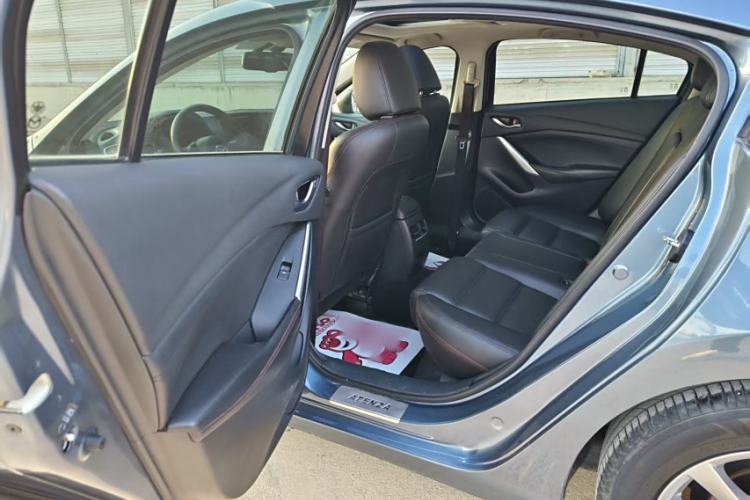 Used Mazda Atenza 2015 2.0L Blue Sky Luxury Edition
