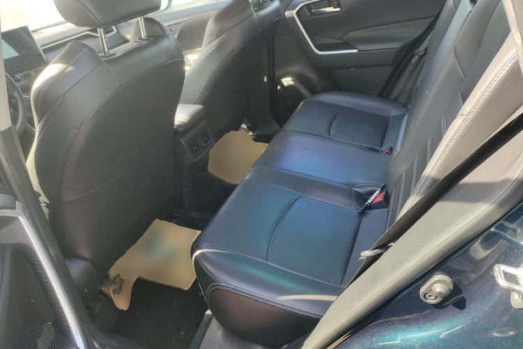 Used Toyota Wildlander 2020 2.0L CVT 4x4 Luxury Edition
