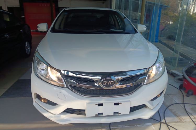 Used BYD Surui 2015 Revised Version 1.5L Automatic Luxury Edition

