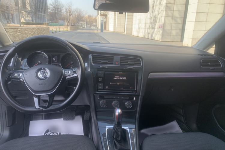 Used Volkswagen Golf 2019 280TSI DSG Comfort Version China VI Standard
