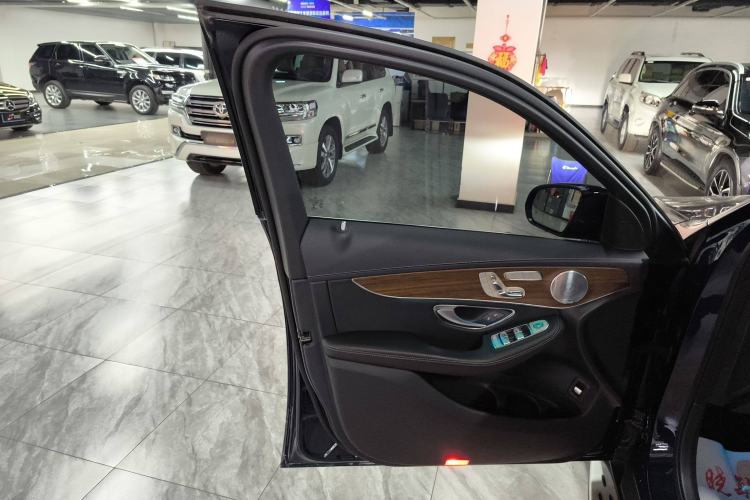 Used Mercedes-Benz GLC 2021 GLC 300 L 4MATIC Dynamic Model
