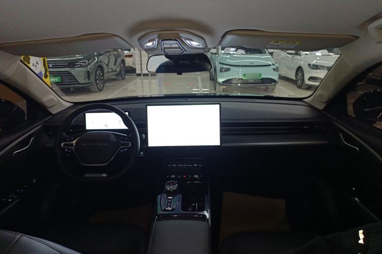 Used Wuling Xingguang 2024 Co-Creation Edition 150 Advanced Model
