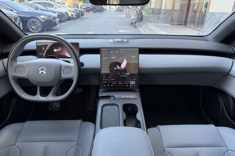 Used Nio ET5T 2023 75 kWh Touring