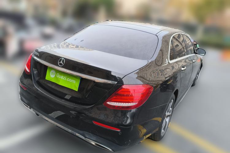 Used Mercedes-Benz E-Class 2019 E 300 L Sporty and Stylish Model
