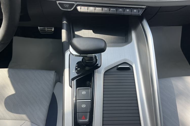 Used Geely Auto Preface 2021 Revised Version 2.0TD Luxury Edition