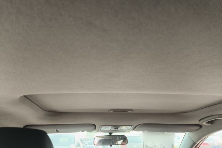 Used Hyundai Verna Ray 2014 1.6L Automatic TOP
