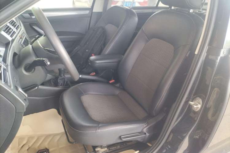 Used Volkswagen Santana 2016 1.6L Manual Comfort Edition