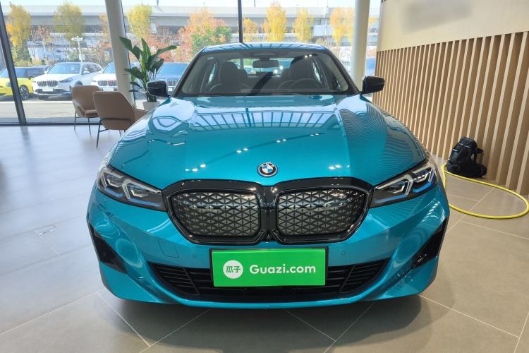 Used BMW i3 2025 eDrive 40 L Midnight Sports Package
