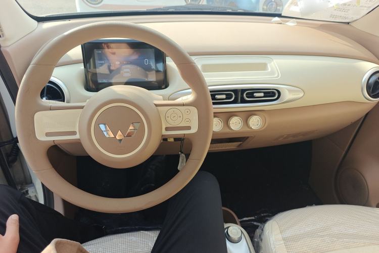 Used Wuling Hongguang MINIEV 2025 Four-Door Version Advanced Edition