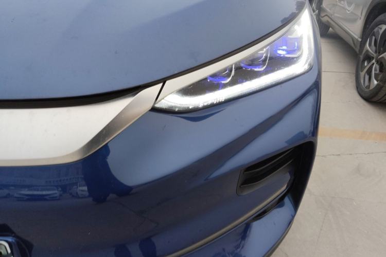 Used BYD Tang New Energy 2022 EV 635 km All-Wheel-Drive Flagship Model
