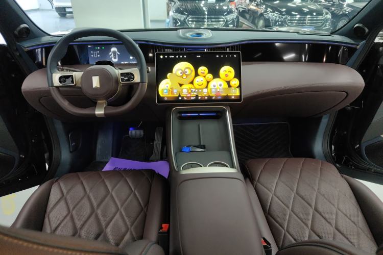 Used  11 2025 Ultra Extended-Range Edition
