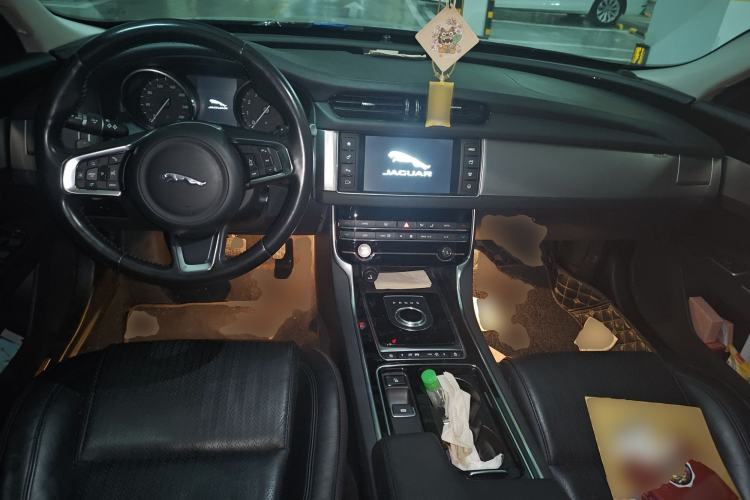 Used Jaguar XF 2018 XF Sportbrake 2.0T 250 PS All-Wheel Drive Luxury Edition