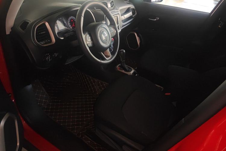 Used  Renegade 2017 180T Automatic High-Energy Version
