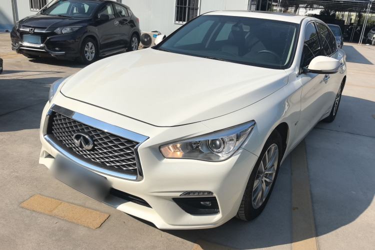 Used Infiniti Q50L 2022 2.0T Comfort Edition
