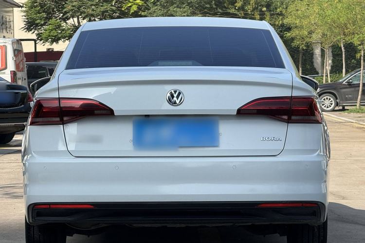 Used Volkswagen Bora 2020 1.5L Automatic Fashion Edition
