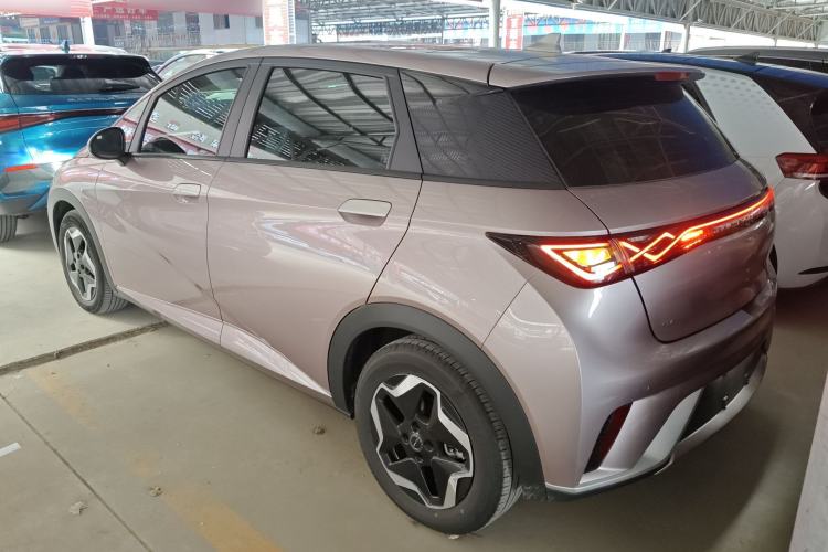 Used BYD Dolphin 2021 405 km Fashion Edition