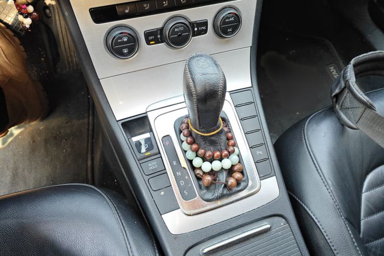 Used Volkswagen Magotan 2013 2.0 TSI Luxury Model
