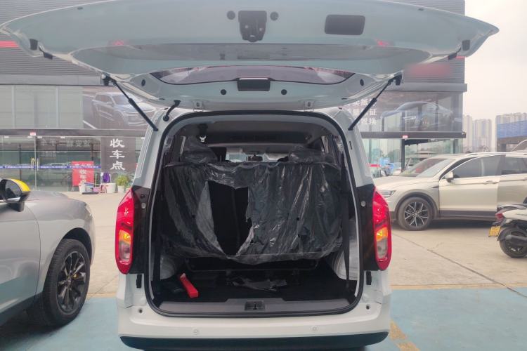 Used Wuling Hongguang New Energy 2025 Extended-Range Hybrid 50KM Comfort Version
