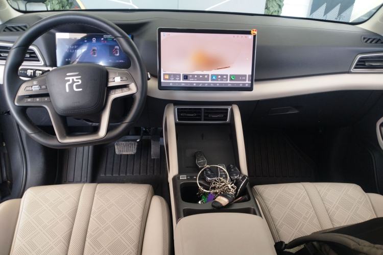 Used BYD Yuan UP 2025 Intelligent Driving Version 401 km Beyond-Range Edition
