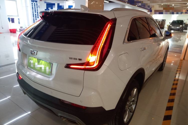 Used Cadillac XT4 2021 28T Two-Wheel Drive Leading Version
