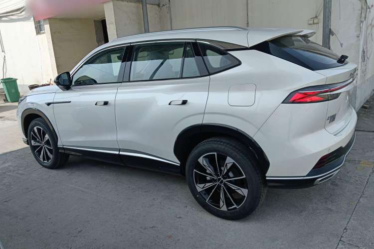 Used Roewe RX5 New Energy 2023 eRX5 Ultra-Hybrid Comfort Edition
