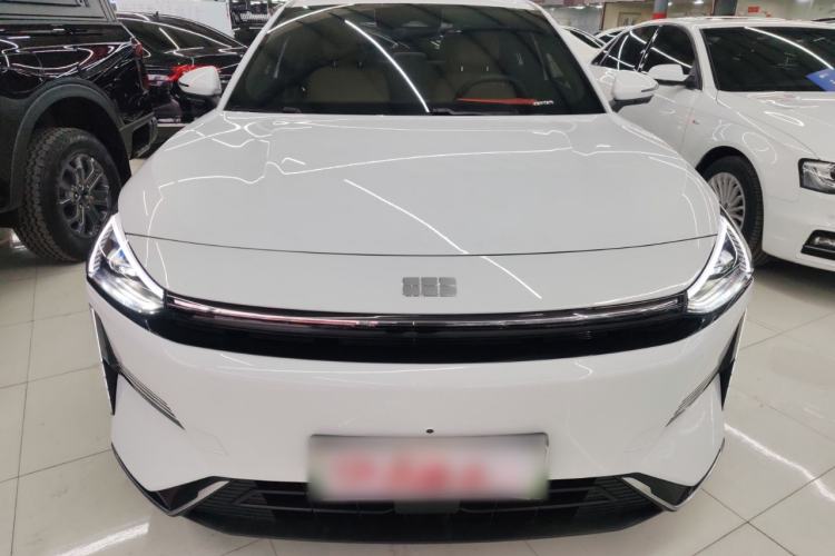 Used  L6 2024 125km PLUS Dragon Edition
