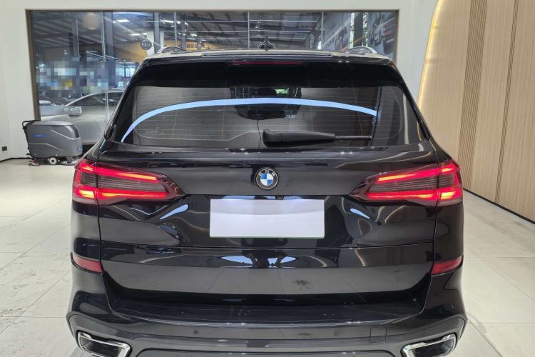 Used BMW X5 2022 Restyled xDrive 30Li Luxury Version M Sport Package