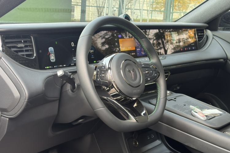 Used VOYAH FREE 2025 318 318 km Rear-Drive Touring Edition
