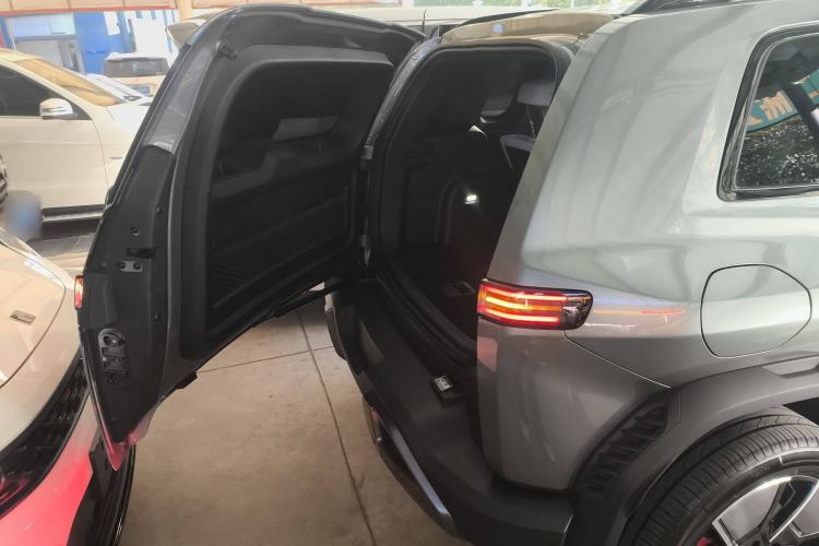 Used  Titanium 3 2025 501KM All-Wheel Drive Intelligent Driving Ultra Version
