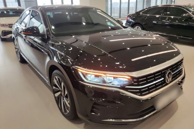 Used Volkswagen Passat 2024 380TSI Dragon Glory Edition
