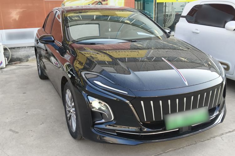 Used Hongqi E-QM5 2023 Base Travel Edition
