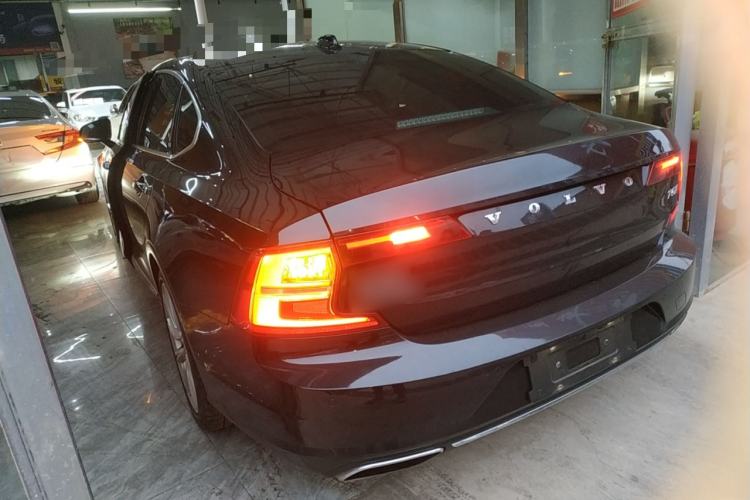 Used Volvo S90 2018 T5 Zhiya Edition
