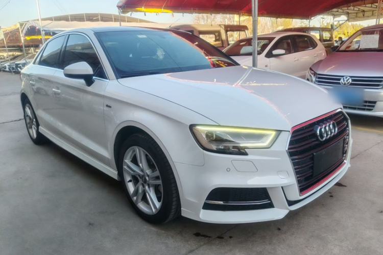Used Audi A3 2019 Limousine 35 TFSI Fashion Edition China V standard
