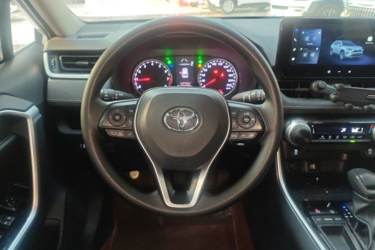 Used Toyota RAV4 2024 2.0L CVT Two-Wheel Drive Urban Edition
