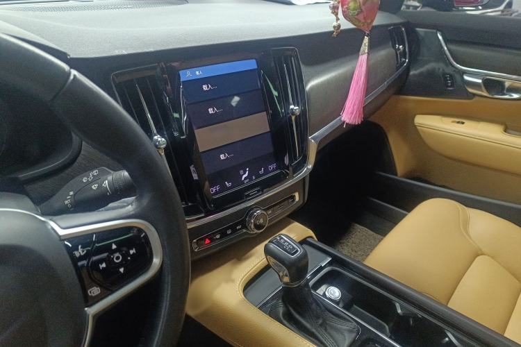 Used Volvo V90 2019 Cross Country T5 AWD Smart Range Version China V Standard