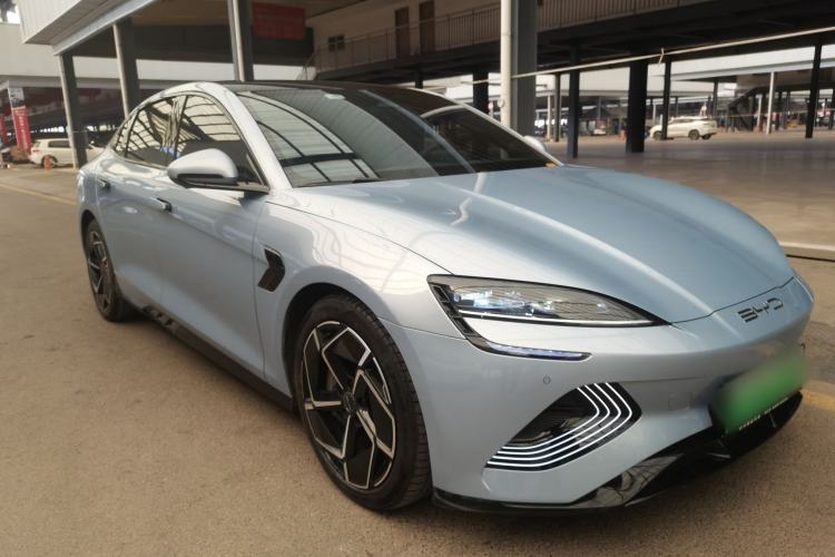 Used BYD Seal 2022 700 km Long-Range Rear-Wheel-Drive Version
