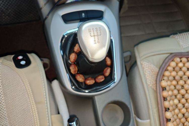 Used Chevrolet Cruze 2015 1.5L Manual Fashion Edition
