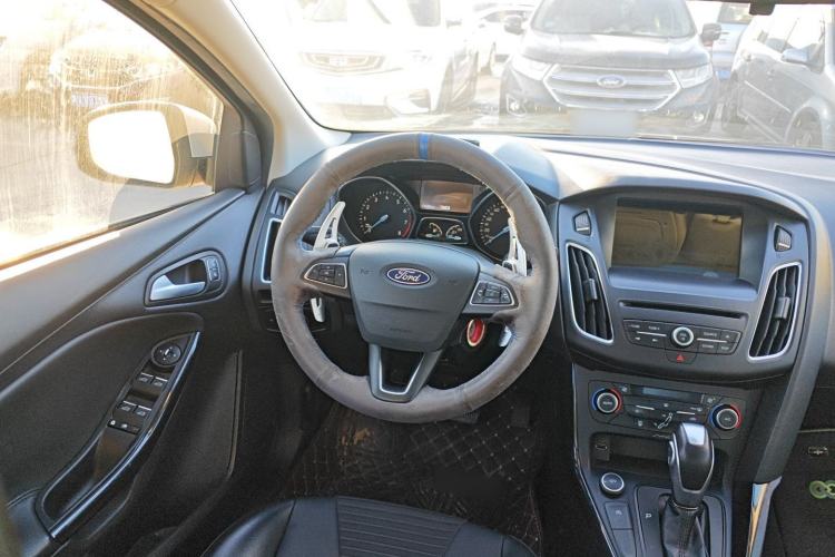 Used Ford Focus 2018 Sedan Classic EcoBoost 180 Automatic Elite Model